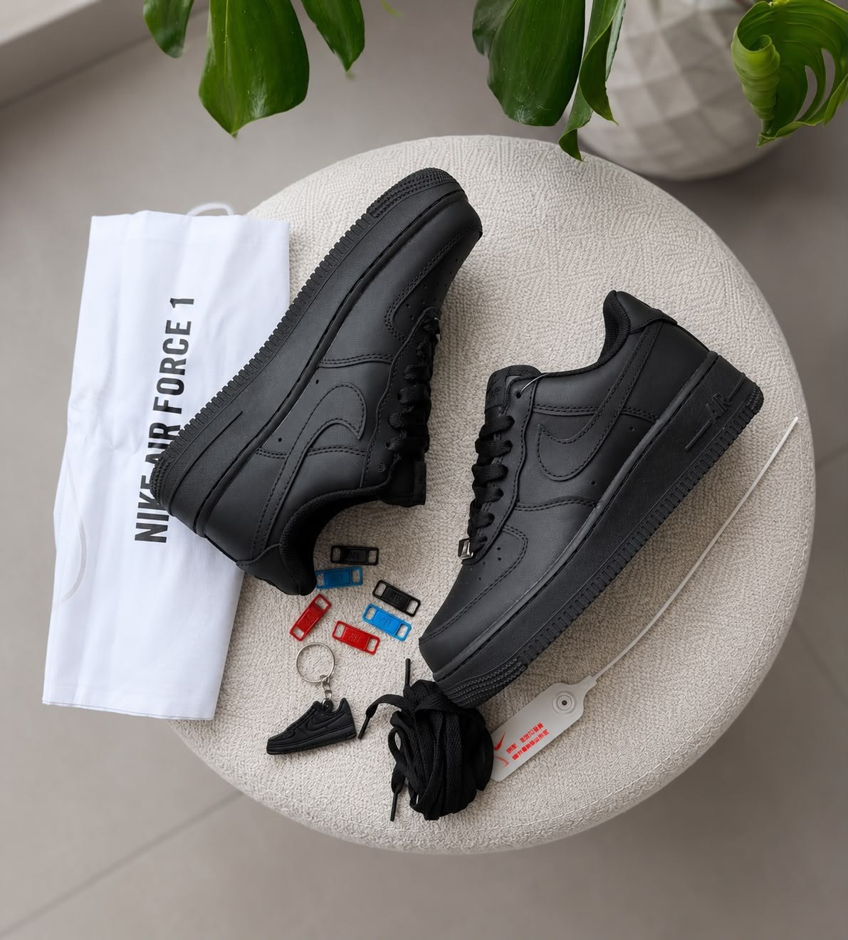 Nike Air Force 1 '07 Triple Black